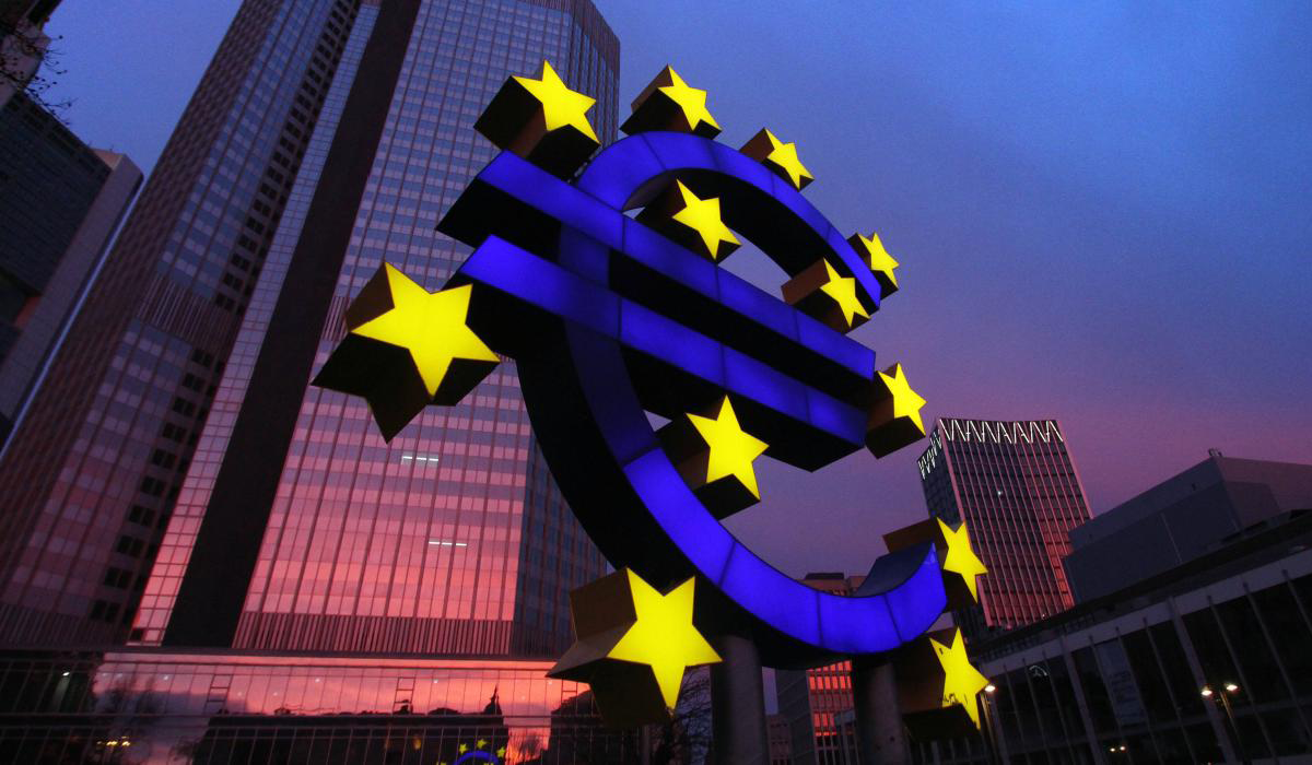 ECB warns bank boards to strengthen governance for new risks